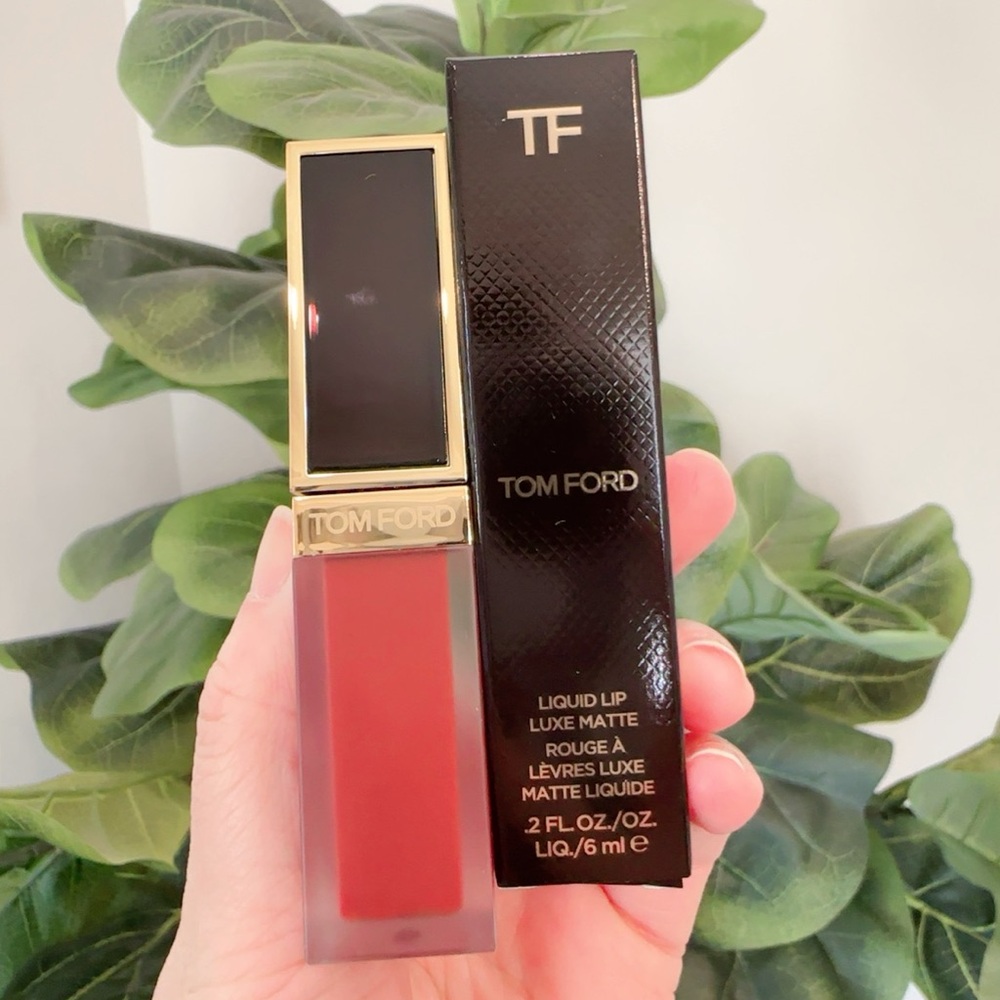 NWB Tom Ford Liquid Lip Luxe Matte - # 123 Devoted 6ml/0.2oz